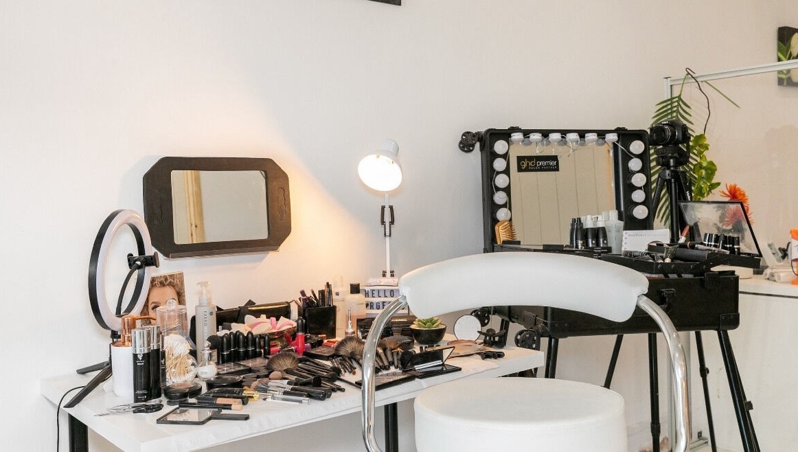 The makeup station