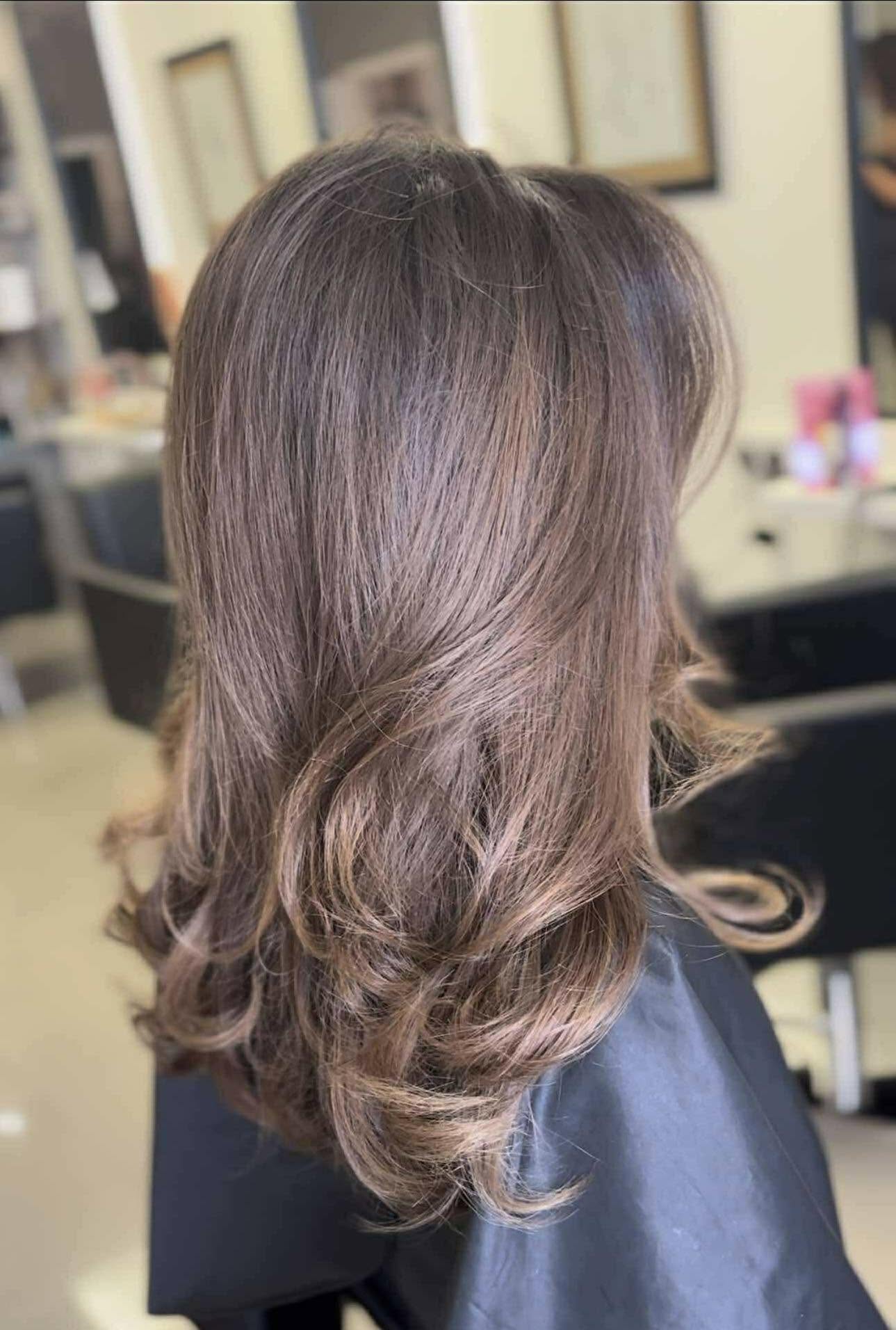 Luxury salon clients